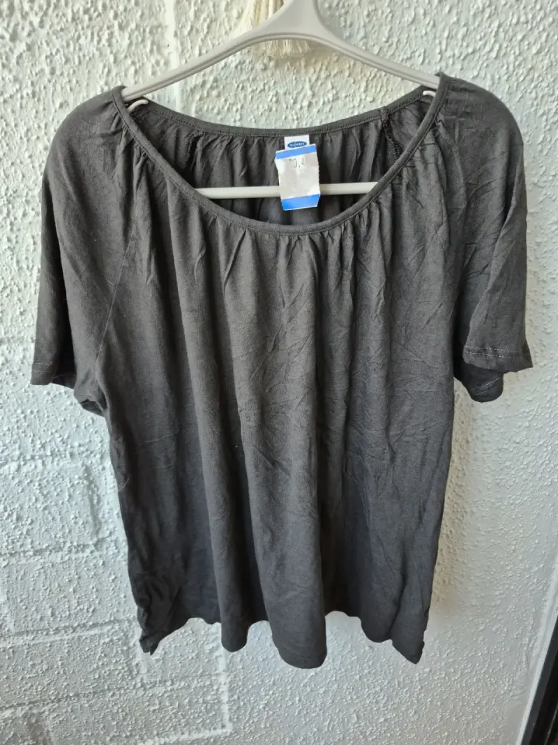 Lote de 25 poleras variadas para mujer - 3