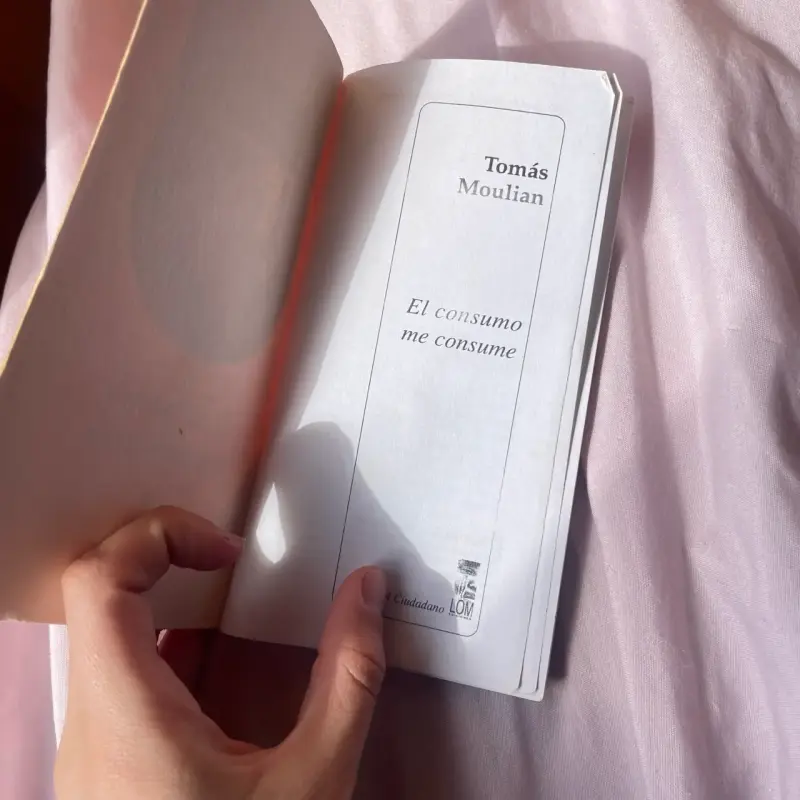 Libro 'El Consumo Me Consume' de Tomás Moulian - 2