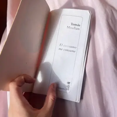 Libro 'El Consumo Me Consume' de Tomás Moulian - miniatura 2