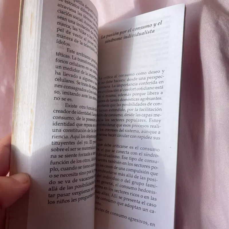 Libro 'El Consumo Me Consume' de Tomás Moulian - 4