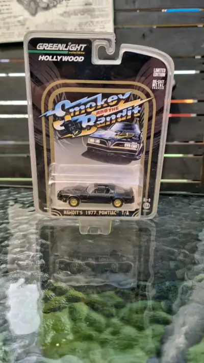 Auto a escala Pontiac 1977 Smokey and the Bandit - miniatura 1