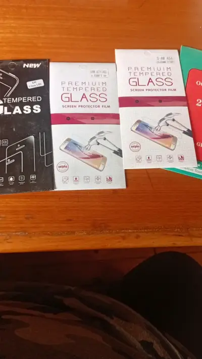 Set de carcasas y vidrios templados para Samsung - miniatura 2