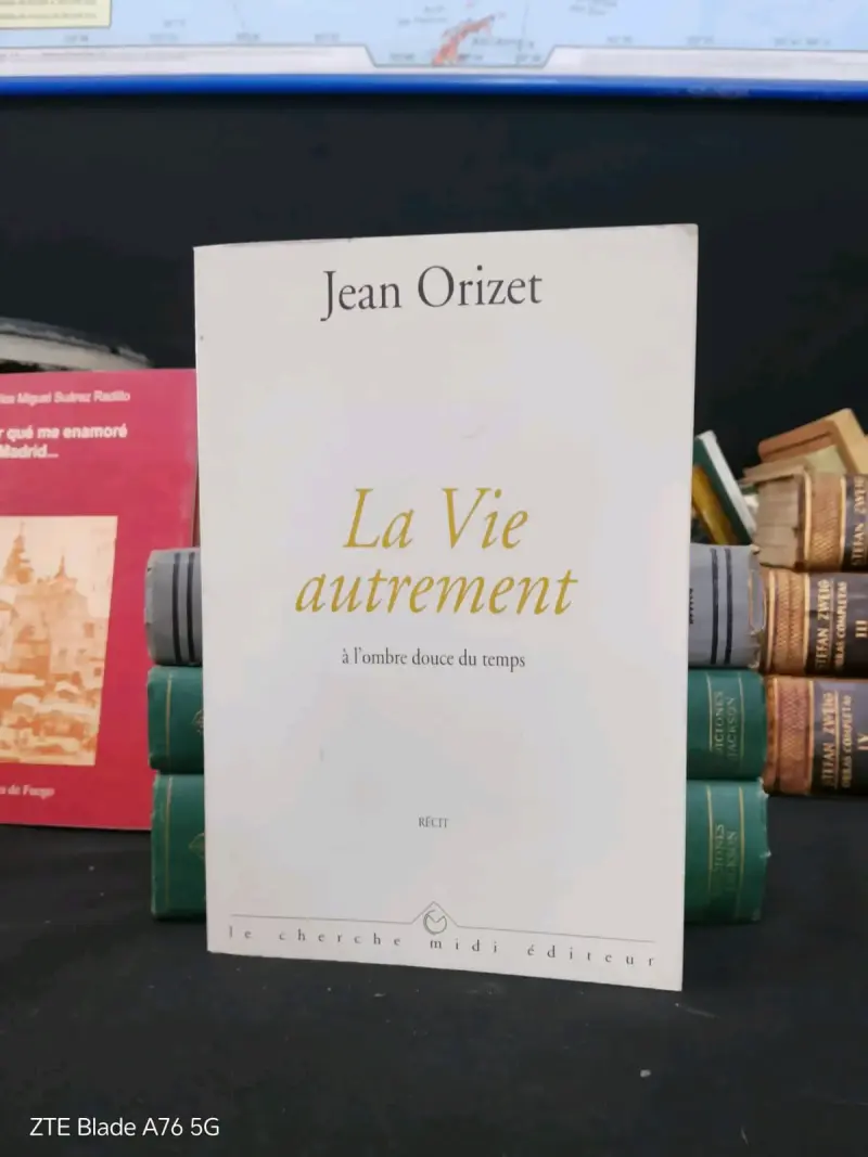 Libro en francés 'La Vie Autrement' de Jean Orizet