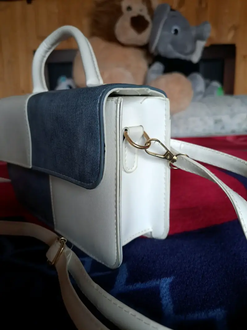 Cartera bandolera infantil elegante azul y blanco - 2