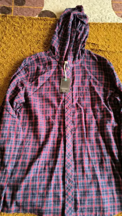 Camisa a cuadros con capucha Cherokee - miniatura 1