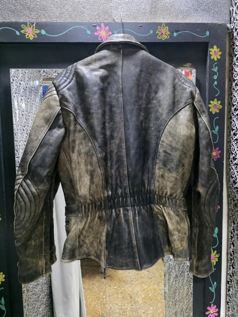 Chaqueta de cuero estilo biker vintage - 3