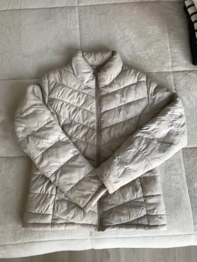 Chaqueta acolchada beige Boulevard Basic XS - miniatura 2