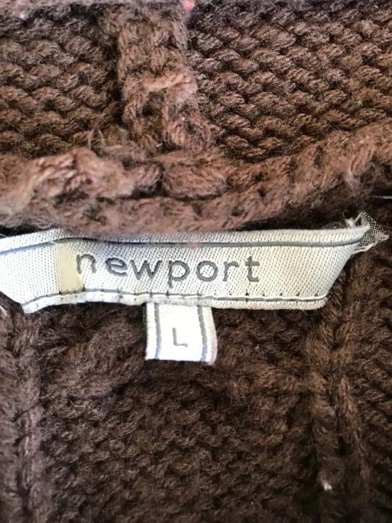 Poncho de lana marrón con capucha Newport - 4