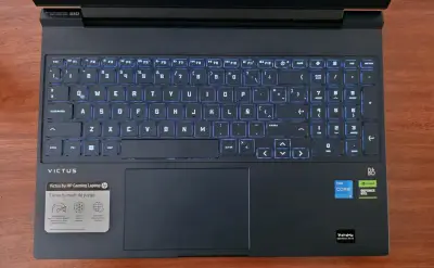 Laptop Gaming HP Victus - miniatura 2