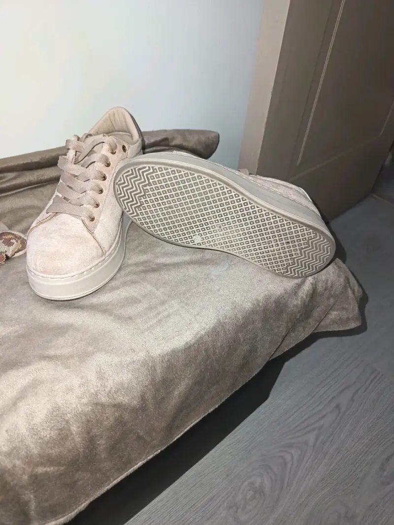 Zapatillas de plataforma beige para mujer - 2