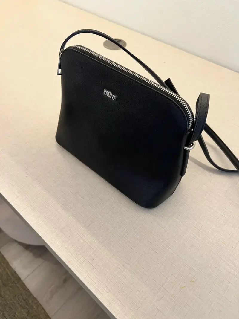 Cartera negra de cuero ecológico Prüne - 2