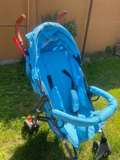 Coche de Paseo Azul Plegable para Bebé - miniatura 1