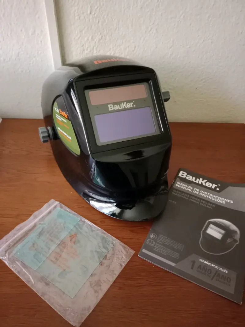 Máscara de soldar automática Bauker YC-03 - 12