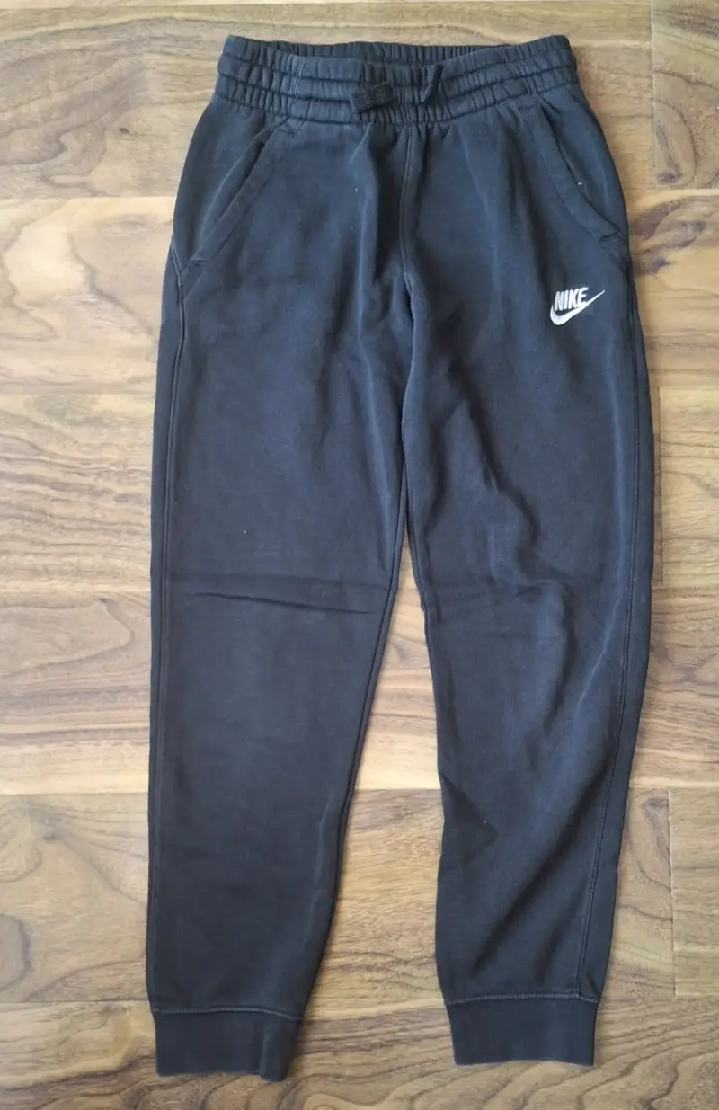 Pantalones deportivos Nike negros para niño - 1