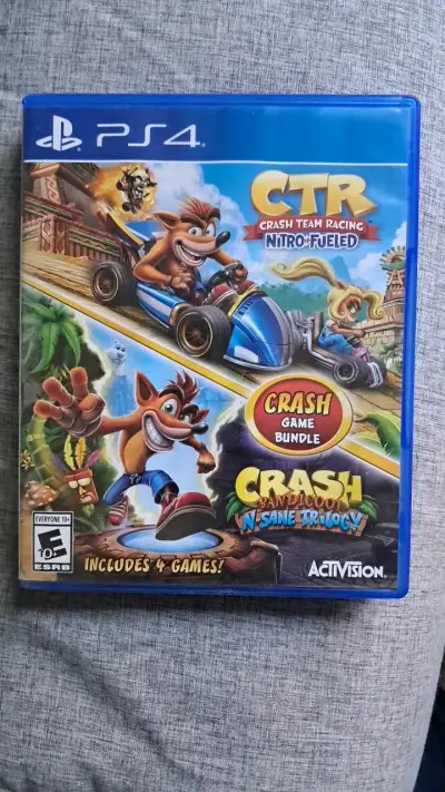 Juegos PS4 Crash Bandicoot y Resident Evil 2 - miniatura 2