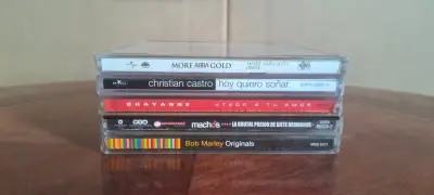 Lote de CDs de música variada: ABBA, Bob Marley, Chayanne y más - miniatura 1