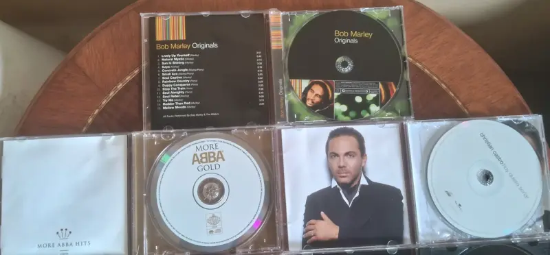 Lote de CDs de música variada: ABBA, Bob Marley, Chayanne y más - 3