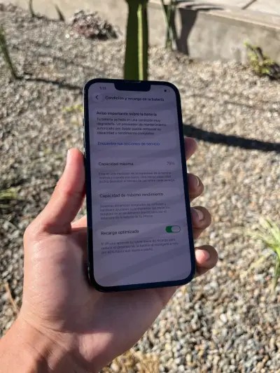 iPhone 13 Negro - 128GB - miniatura 3