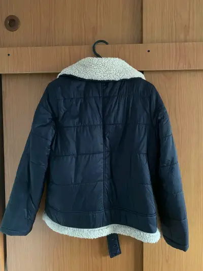 Chaqueta Acolchada Negra con Forro de Borrego Sybilla - miniatura 2