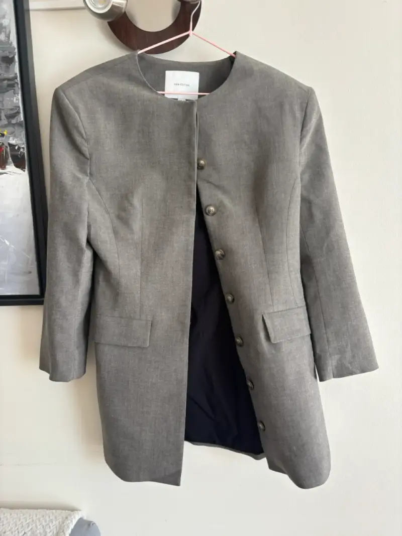 Blazer gris elegante para mujer - 1