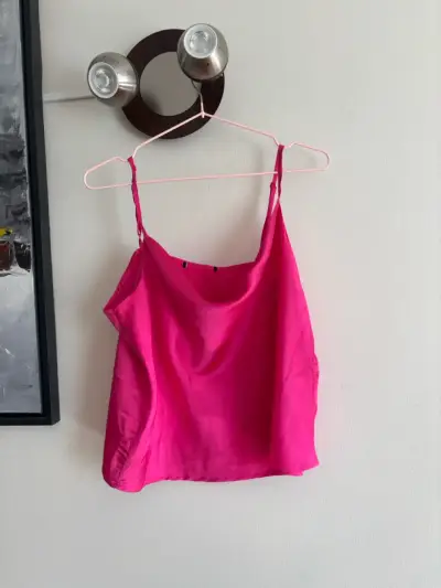Top de tirantes fucsia para mujer - miniatura 1