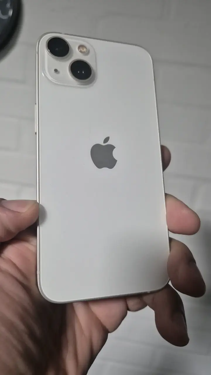 iPhone 13 128GB en excelente estado - 2