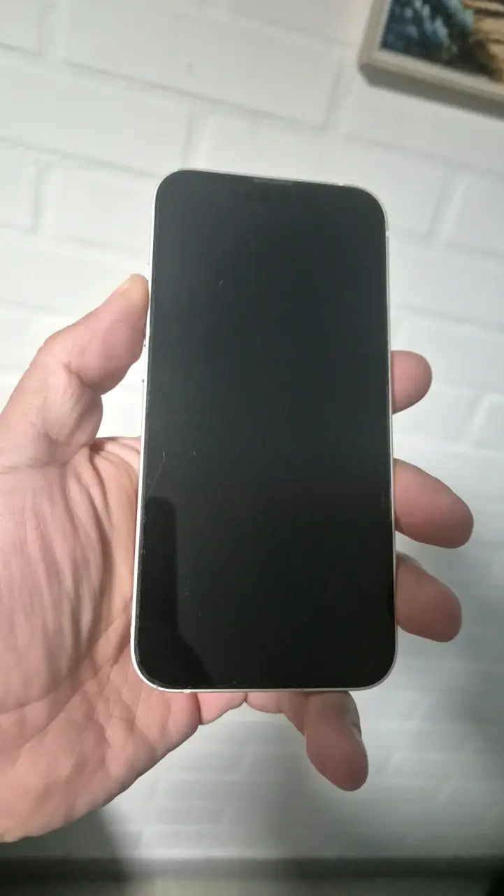 iPhone 13 128GB en excelente estado - 4