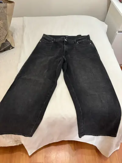 Jeans negros anchos para mujer marca Only - miniatura 2