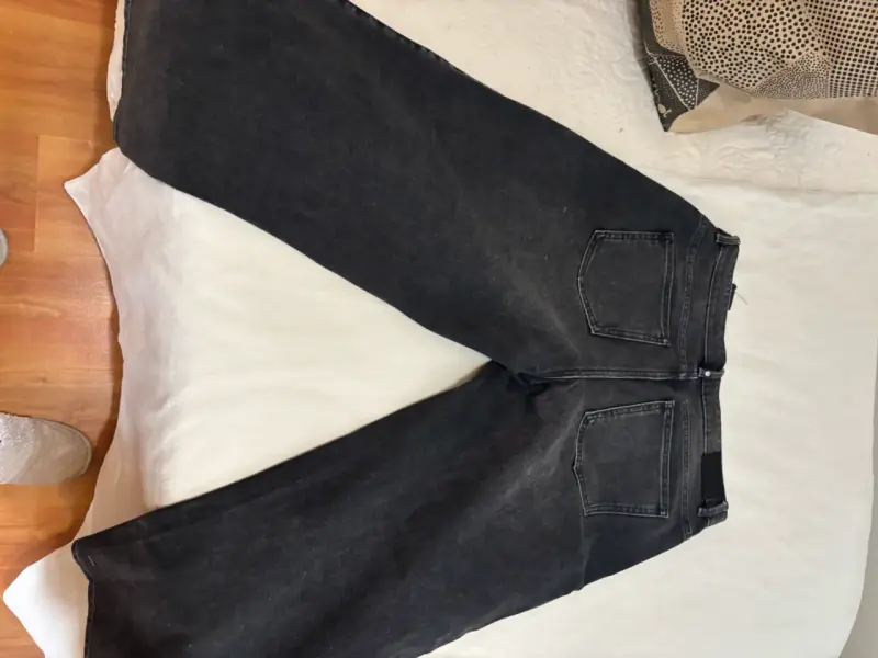 Jeans negros anchos para mujer marca Only - 3