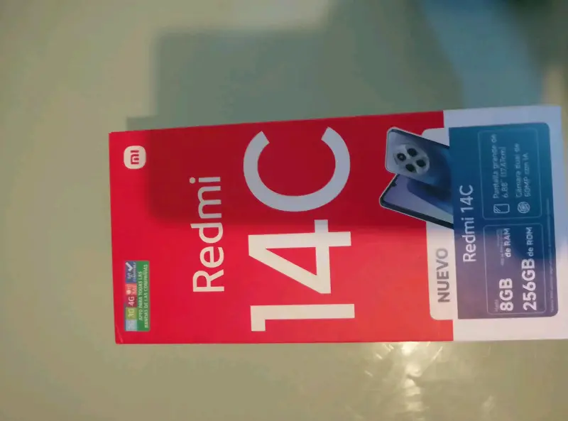 Smartphone Redmi con cámara 50MP - 6