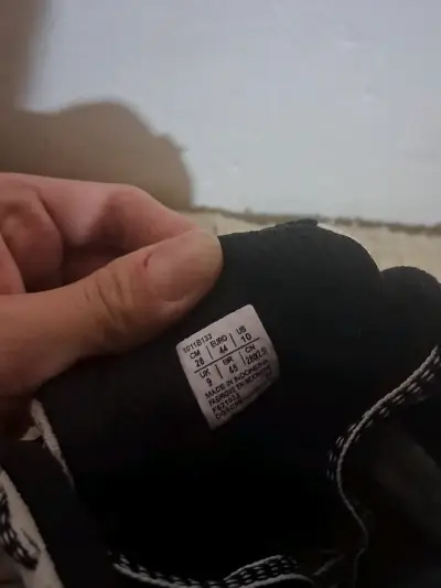 Zapatillas deportivas Asics Gel-Kahana blancas - miniatura 2