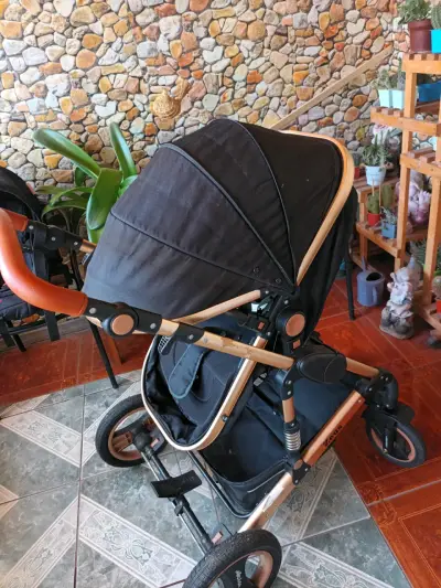 Coche de bebe 3 en 1 marca zeus - miniatura 1