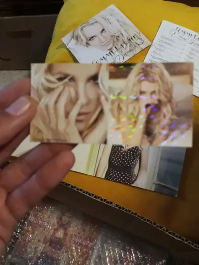 CD Britney Spears – Femme Fatale (Edición Japonesa - miniatura 4