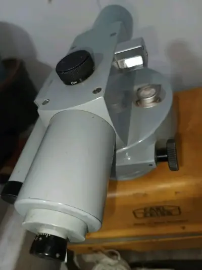 Nivel óptico Carl Zeiss Ni 2 en buen estado - miniatura 3