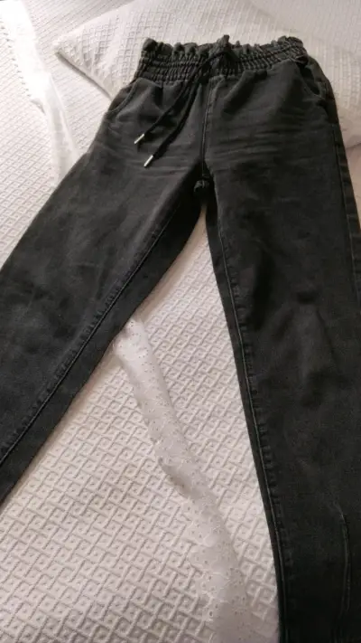Pantalones negros elásticos para mujer - miniatura 1