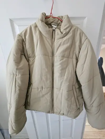 Chaqueta acolchada beige para mujer - miniatura 1