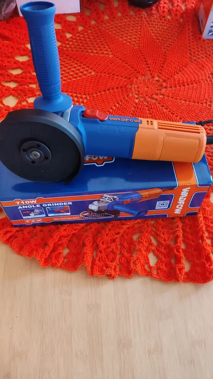 Esmeril Angular 710W Wadfow Azul y Naranja