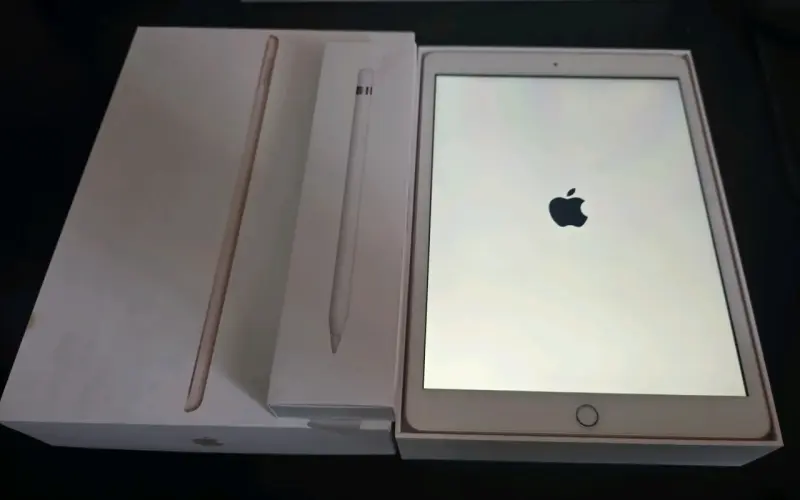 iPad octaba gen  con Apple Pencil  en caja - 4