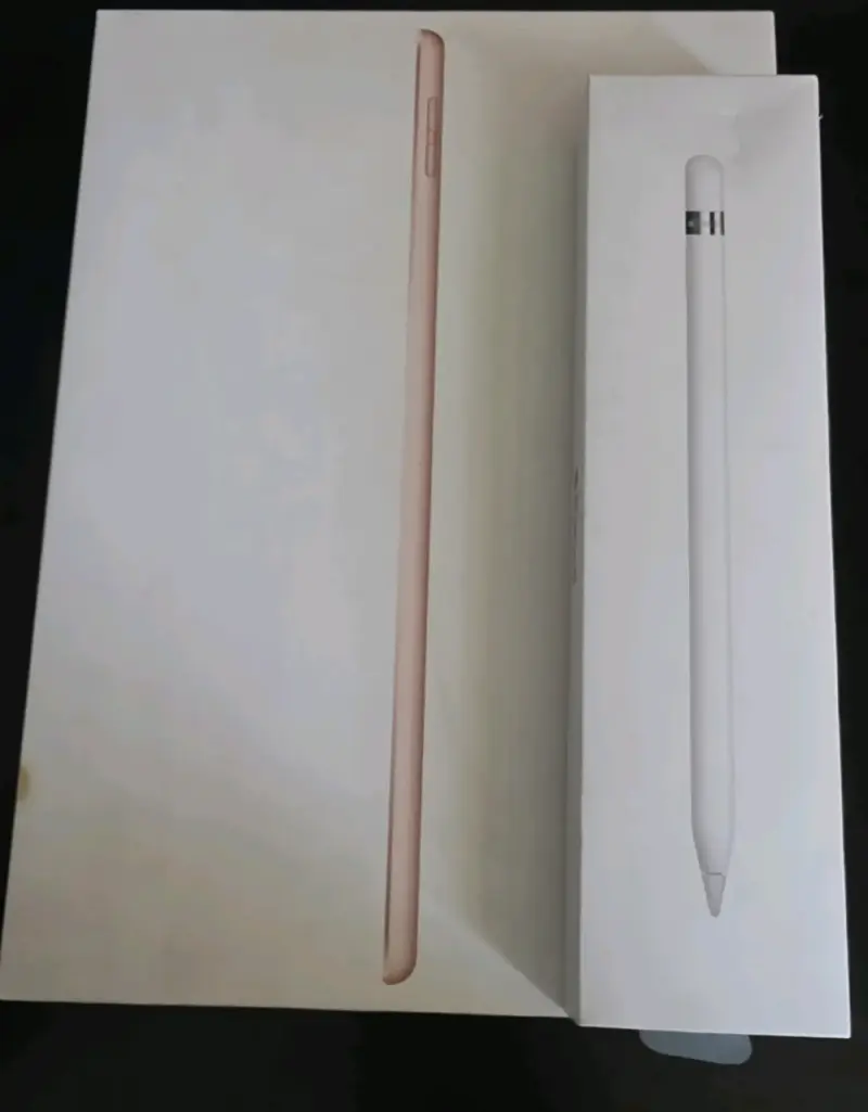 iPad octaba gen  con Apple Pencil  en caja - 5