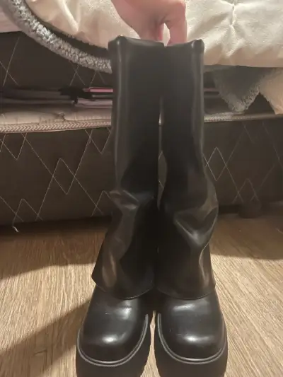 Botas negras de cuero weide - miniatura 2