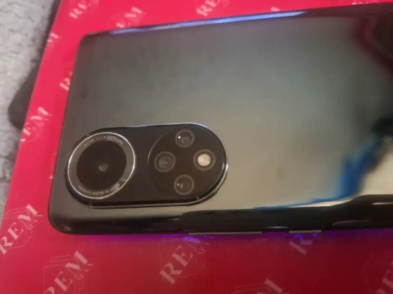 Huawei Nova 9 CONVERSABLE - 3