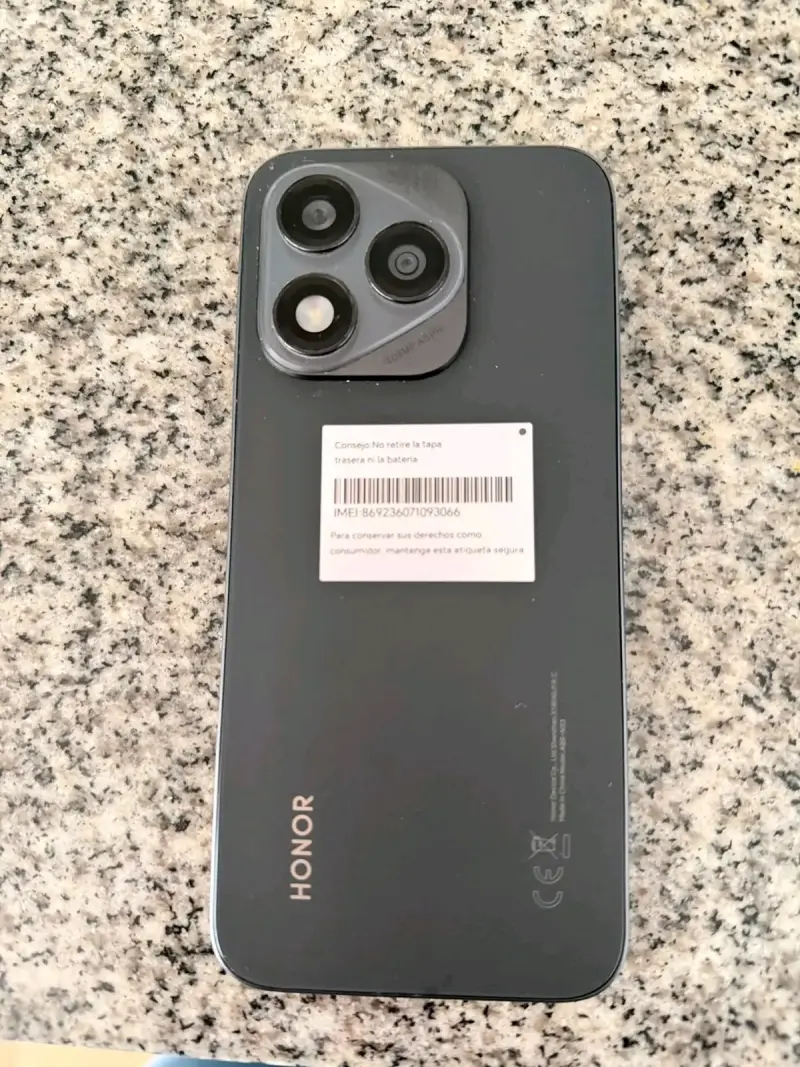 Smartphone Honor con triple cámara trasera - 4