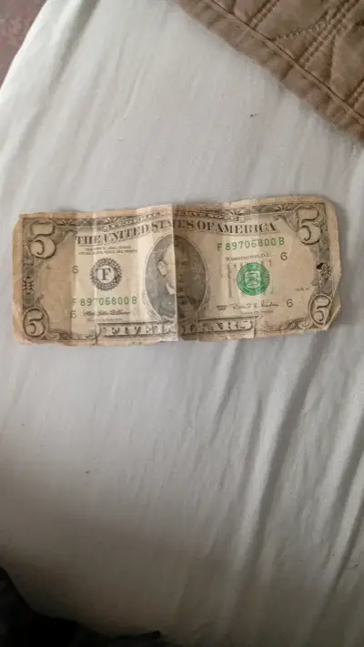 Billete antiguo de 5 dólares estadounidense - miniatura 2