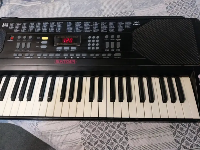 Teclado electrónico Bontempi con 100 sonidos - 2