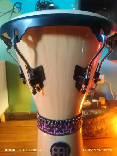 Djembe Meinl de Madera con Aro Negro - miniatura 1
