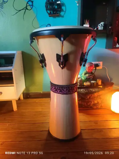 Djembe Meinl de Madera con Aro Negro - miniatura 2