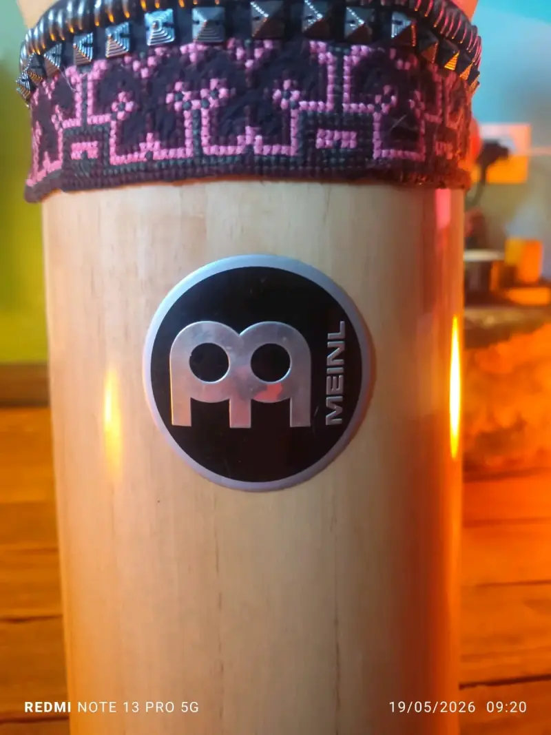 Djembe Meinl de Madera con Aro Negro - 3