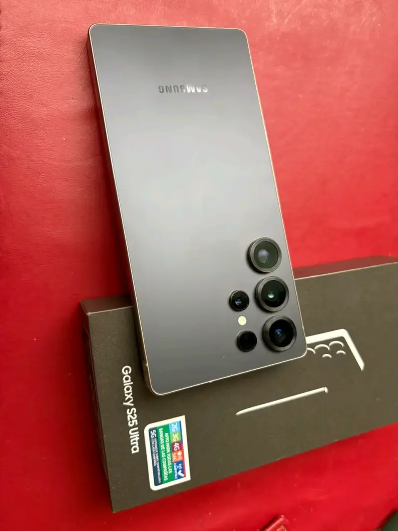 Samsung Galaxy S25 Ultra con S-Pen y caja original - 5