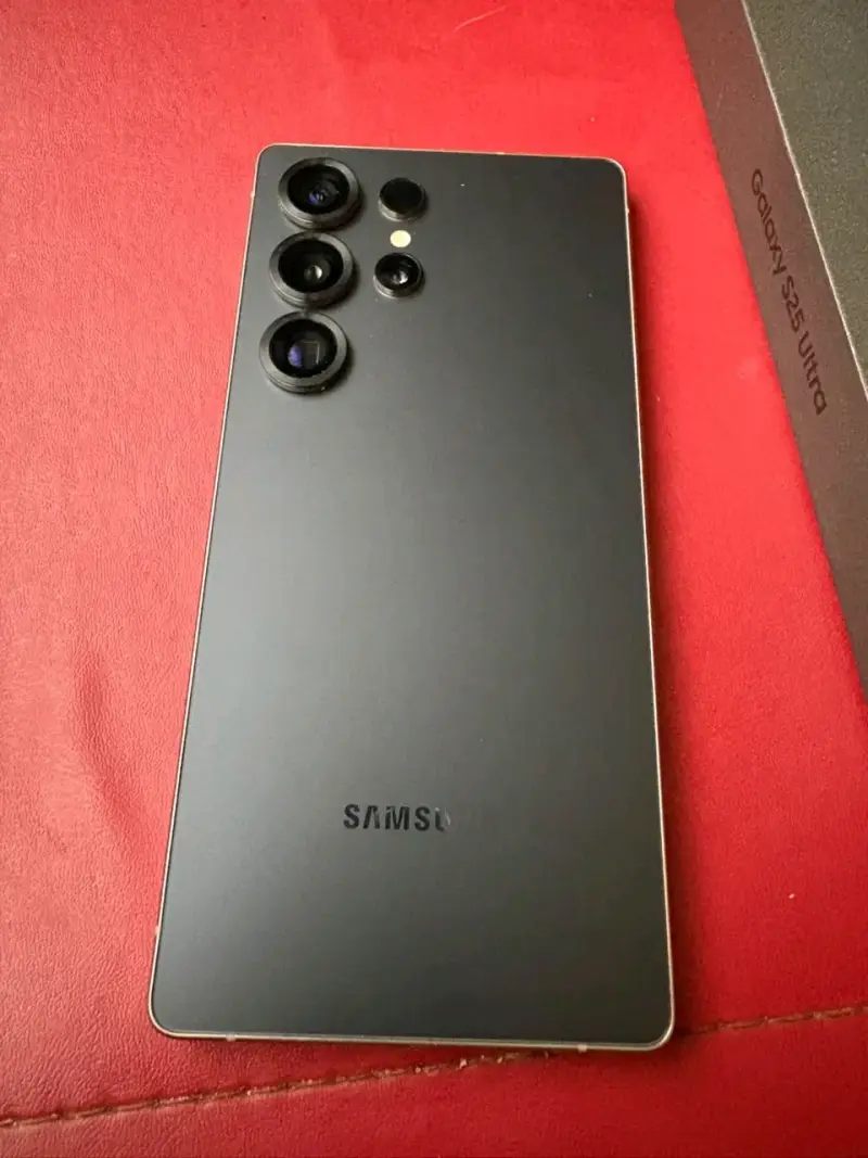 Samsung Galaxy S25 Ultra con S-Pen y caja original - 6