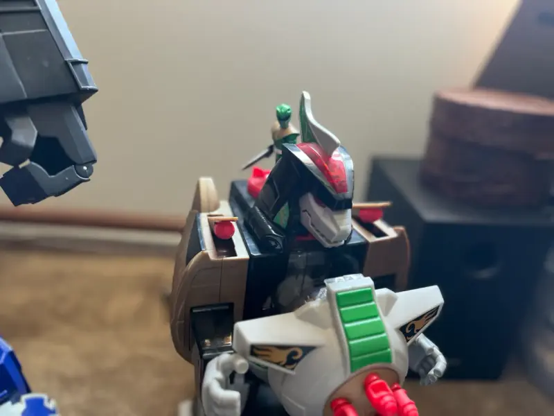 Figura de acción Dragonzord Power Rangers RC - 5